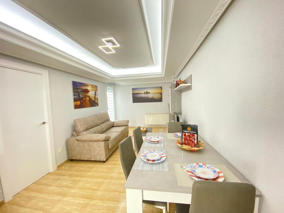 Vivienda En Pleno Centro! Calle Doctrinos 3 Salamanca Kültér fotó