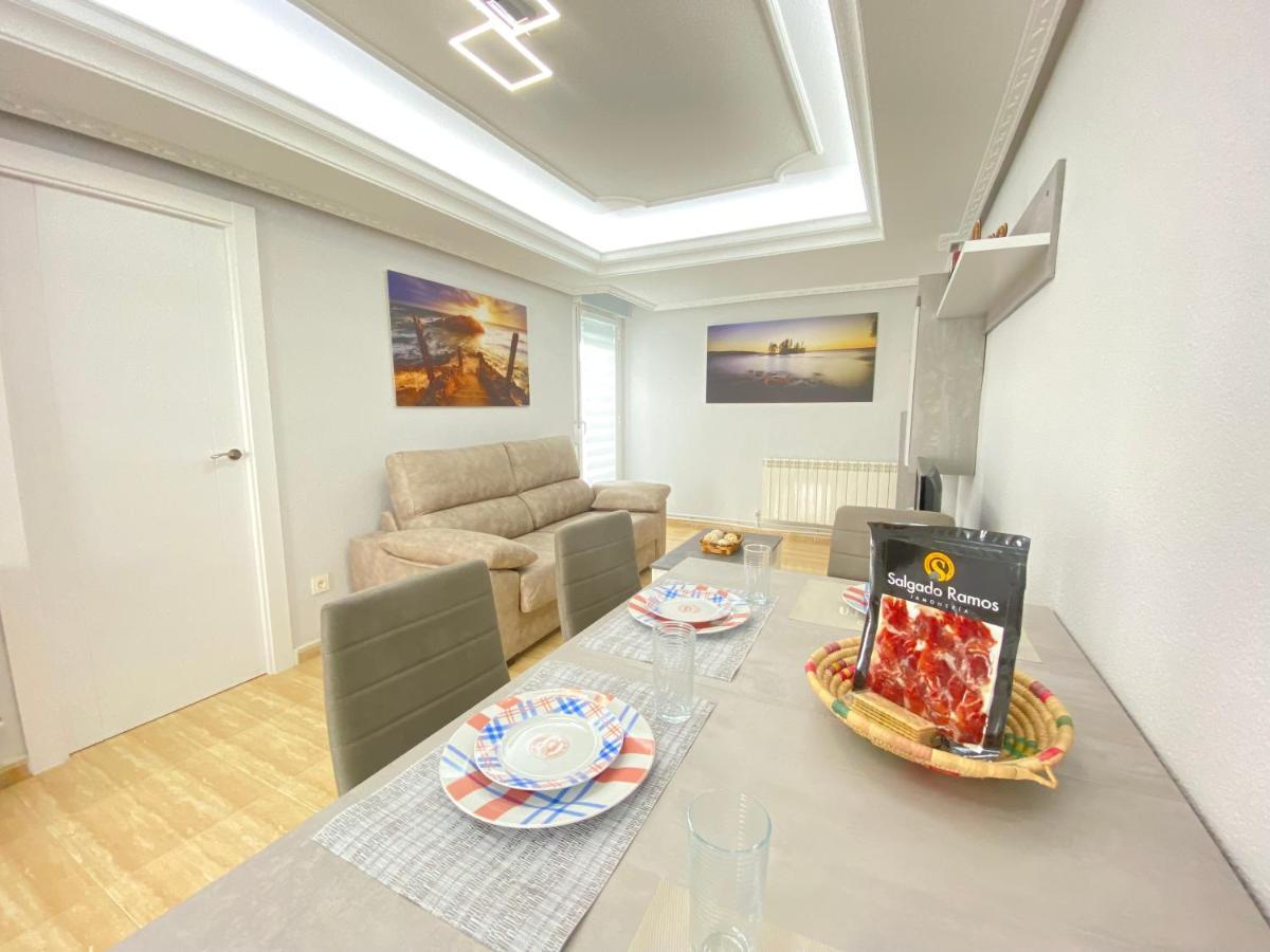 Vivienda En Pleno Centro! Calle Doctrinos 3 Salamanca Kültér fotó